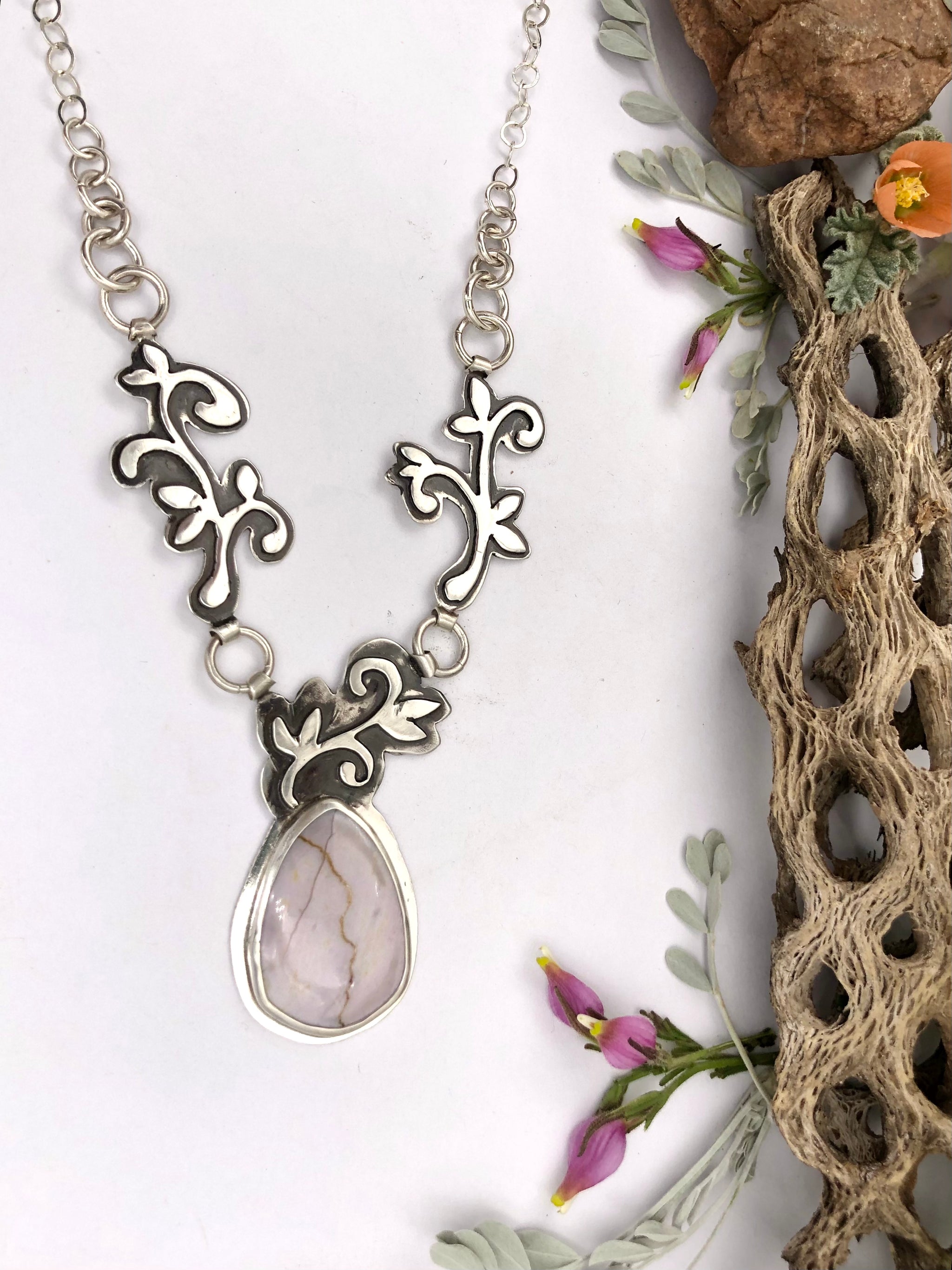 Moonflower necklace deals