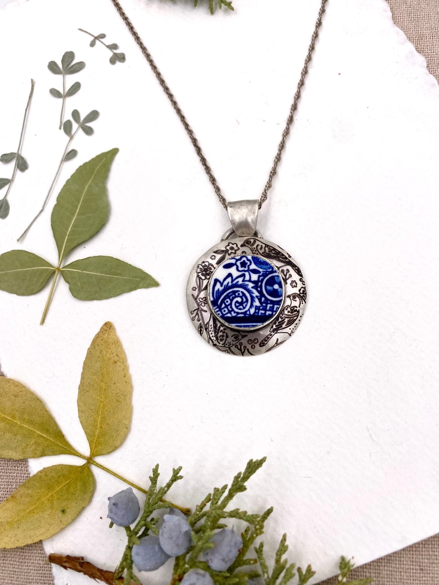 Cobalt Wreath Pendant - The Jewelry Shop
