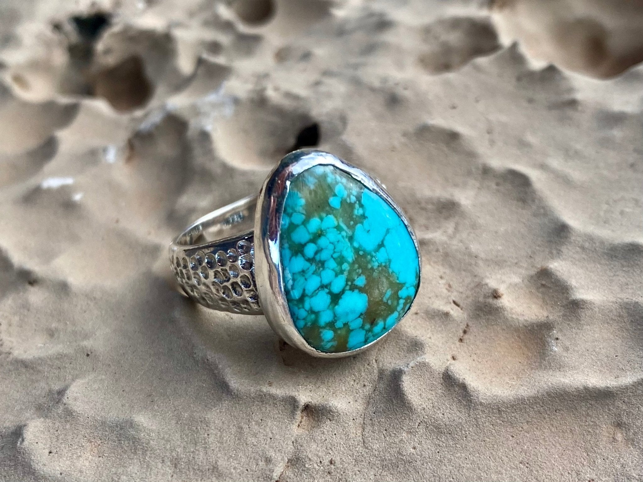 Desert Vista Signet Ring - Tyrone Turquoise, Size 8 - The Jewelry Shop