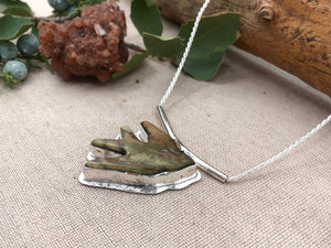 Jasper Swallow Pendant - The Jewelry Shop