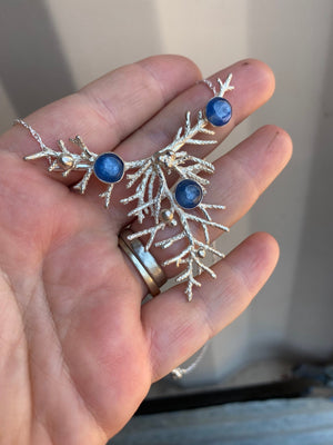 Juniper Berry Necklace - The Jewelry Shop