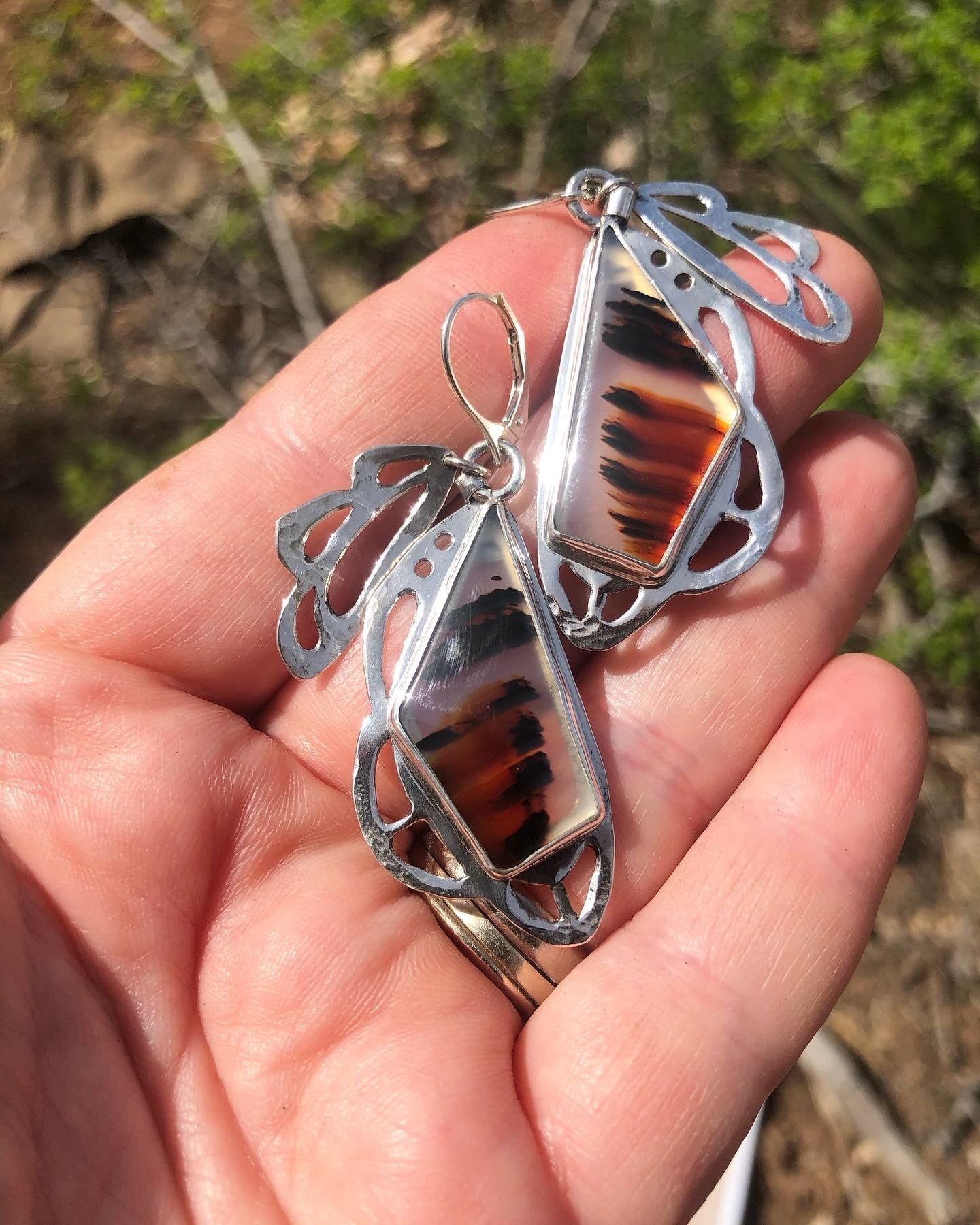 Tiger Mimic - The Jewelry Shop